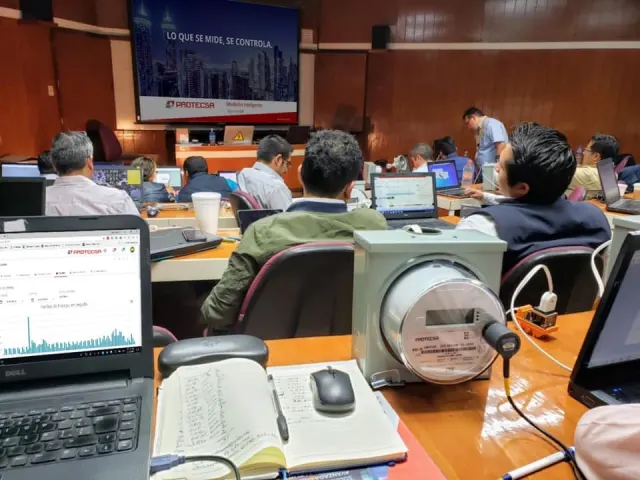 Curso de medidores impartido por Protecsa